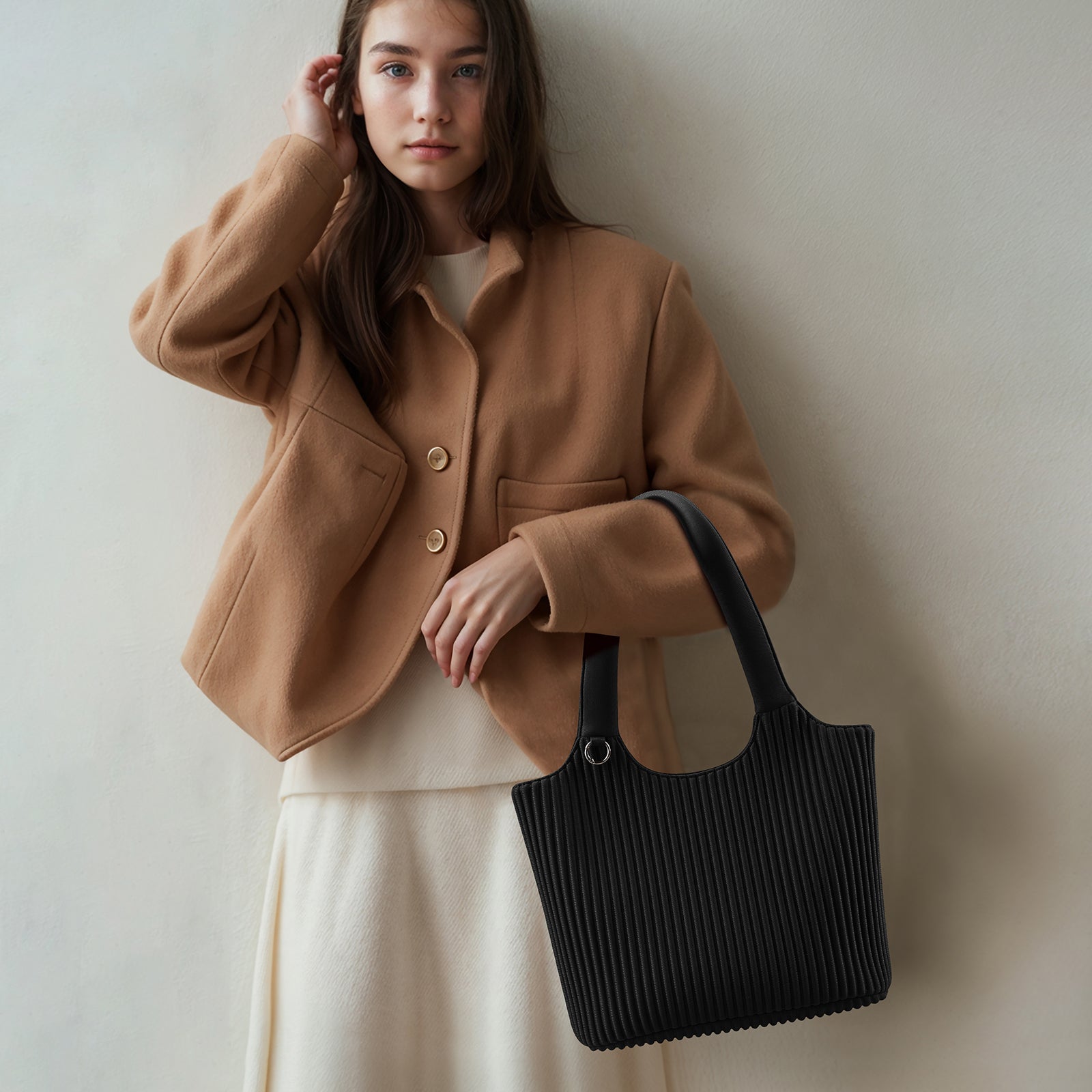 ONIMALS Fashion Women's Tote Bag Vertical Pleated Texture with U-Shaped Handle Large Capacity Shoulder Bag